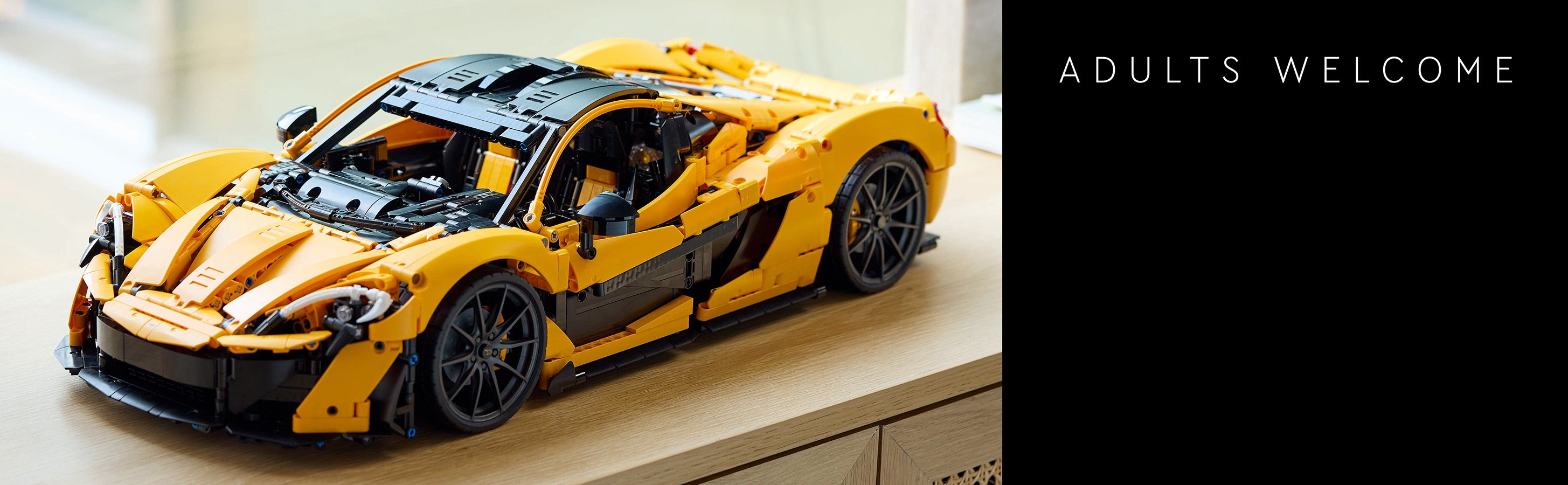 Dárek auta LEGO® pro fanoušky McLarenu